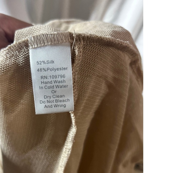 Vintage Pretty Angel Silk Blend Crochet Lace Tunic Top Tan Beige Boho Fairy - Picture 7 of 8